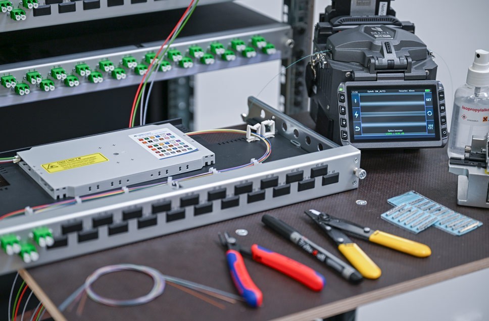 LWL Gebäudeverkabelung (KEV splessen)