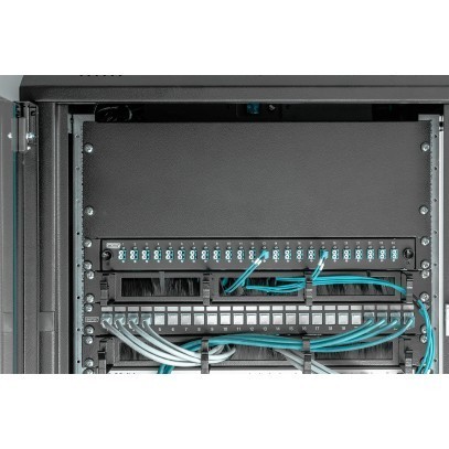 RACK-Z-BLIND-4U-SW